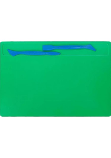 Komus Plastik Modellamadan Taytanları Yöneten, A4 Boyutunda Plaka Calamağarlar İle Birlikte A4 Boyutunda Plastik Modell