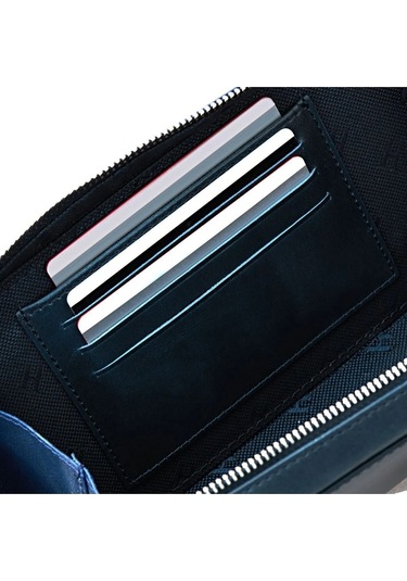 Carlye Hakiki Deri Lacivert Uniseks Ön Cepli Bileklikli Fermuarlı Rfid Korumalı Çanta Lacıvert