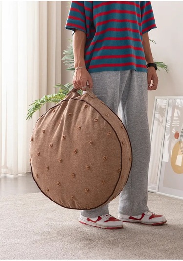 Çok Amaçlı Puantiyeli Keten Yer Bahçe Minderi Fermuarlı İç Dolgulu Yıkanabilir 60x67 Kahverengi