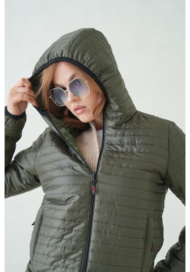 İçi Astarlı Su Ve Rüzgar Geçirmez Cepli Kapüşonlu Kadın Mont Haki