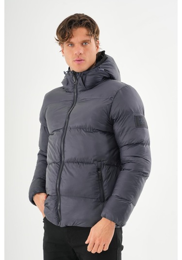 Erkek Kapüşonlu Fermuarlı Cepli Kışlık Şişme Kısa Mont Lacivert