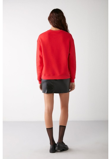 Vaneltına Kadın Içi Polarlı 3 Iplik Organik Pamuk Oversize Basic Bisiklet Yaka Kırmızı Sweatshirt