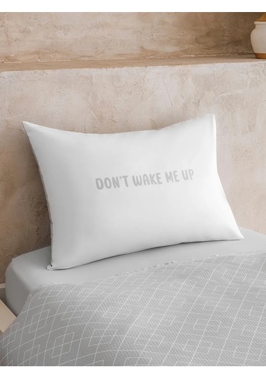 Gri Slogan Baskılı Tek Kişilik Pike Takımı