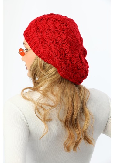 Çift Kat Kırmızı Kadın Ressam Bere Kırmızı