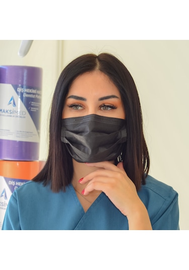 3 Katmanlı Tek Kullanımlık Lastikli Maske