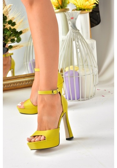Fox Shoes Sarı Platform Kalın Topuklu Kadın Ayakkabı K404580109