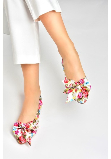 Fox Shoes Beyaz/kırmızı Saten Kumaş Çiçek Baskı Kadın Babet H726809004 Beyaz/kırmızı Beyaz - Kırmızı