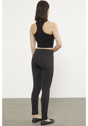 Önden Dikiş Detaylı Tayt - Siyah 001