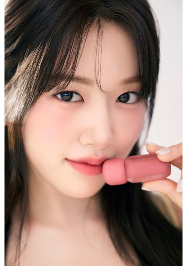 Clio Blur Efekti Veren Kadife Bitişli Dolgunlaştırıcı Tint Clıo Volumate Blur Tint 102 Bouncy Berry