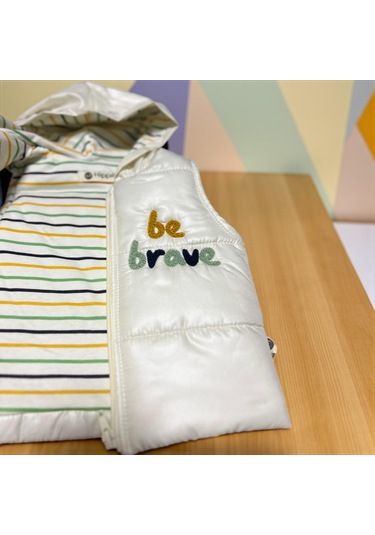 Brave Kapüşonlu Kapitoneli Yelek Ekru