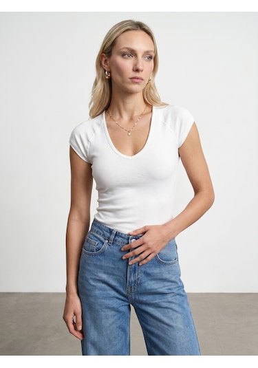 Dilvin 32894 V Yaka Fit T-shirt-beyaz