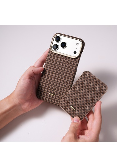 Raptic S4 Aramid-skin M-safe Özellikli Ultra İnce Powerbank 15w 5000mah Kahverengi Kahverengi