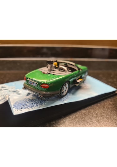 Altaya 1/43 Jaguar Xkr James Bond 007 Die Another Day