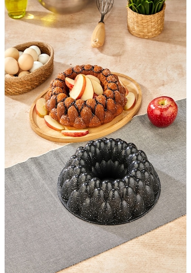 Polochef Prizma Döküm Granit Kek Kalıbı Siyah 26 Cm Siyah