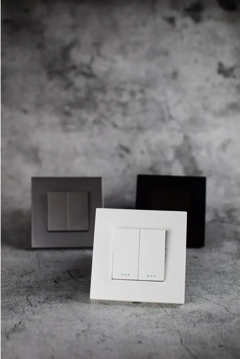 Vo'stabl Beş Aydınlatmasız Beyaz Düğmeli Anahtar 154083770