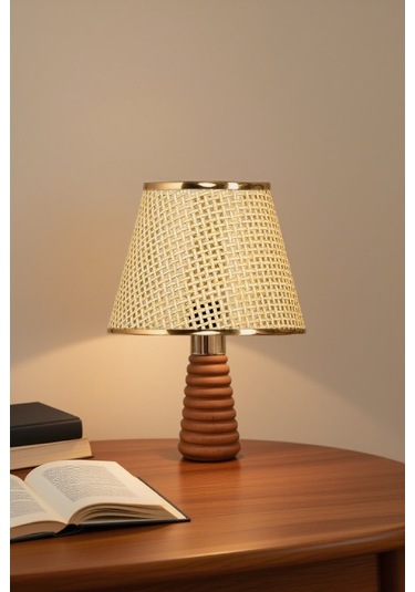 Ahşap Masa Abajuru Kumaş Başlık Dekoratif Masa Lambası Gece Lambası Çok Renkli