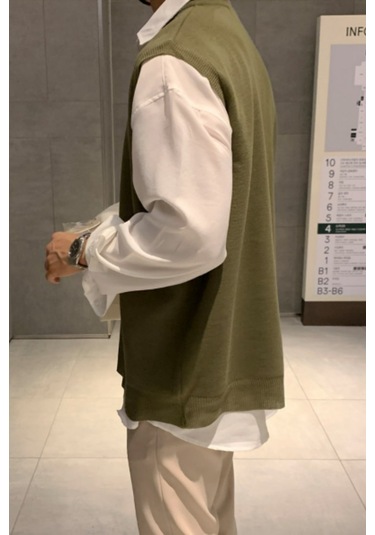 Erkek V Yaka Oversize Süveter Haki
