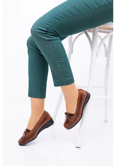 Frida Kadın Tam Ortopedik Topuk Jelli Taba Günlük Kurdele Detaylı Anne Ayakkabısı 41-42-43 Numara Taba