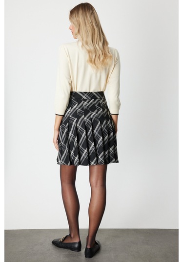 Ekol Kadın Piliseli Mini Etek 2047 Siyah Siyah