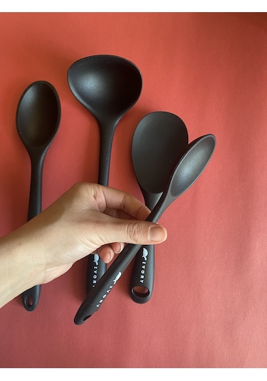 Multiamo Sert Uçlu Isıya Dayanıklı Silikon Kaşık Seti 4 Parça Siyah
