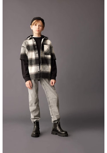 DeFacto Erkek Çocuk Oversize Geniş Kalıp Kapüşonlu Flanel Uzun Kollu Gömlek C7510A824WNAR213