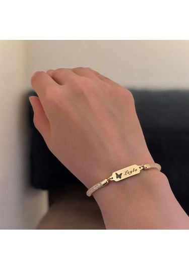 Archin Leyla İsmine Özel Hasır Kordonlu Kelebek Motifli 14 Ayar Altın Plakalı Hediye Bileklik-647isim Leyla