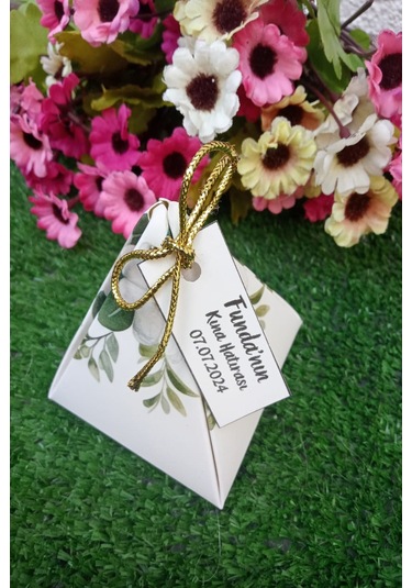 30 Adet Gold İpli Yeşil Çiçekli Piramit Kutu - Kına Hediye Kutu