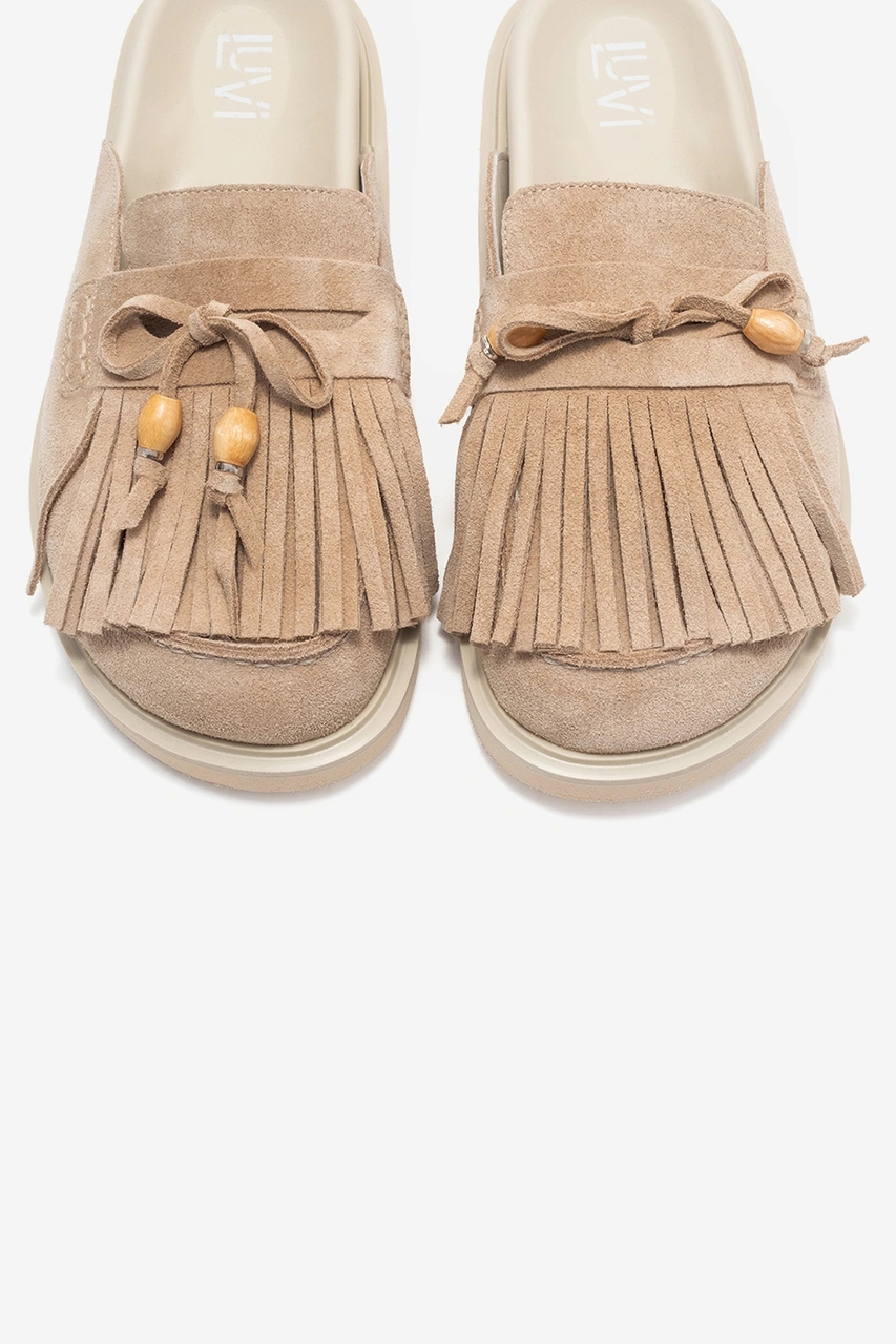 Carol Bej Süet Püsküllü Hakiki Deri Kadın Burnu Kapalı Terlik Bej