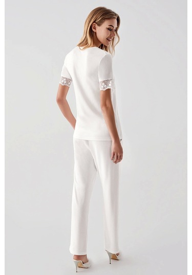 Freshness 321 Kadın Sabahlıklı Pijama Takımı Ekru
