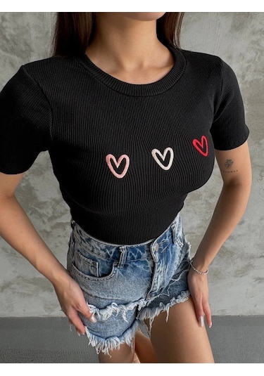 Defymoda Üçlü Kalp Nakışlı Bluz Siyah