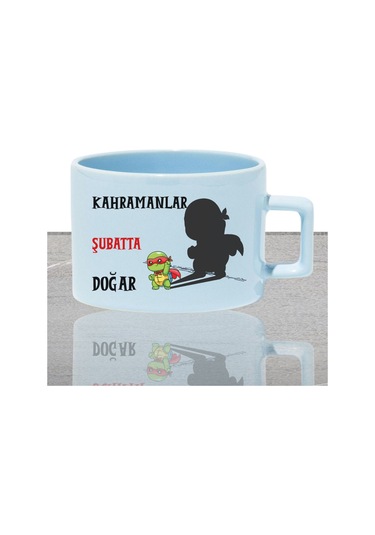 Kahramanlar Bu Ayda Doğar Baskılı Doğum Babalar Günü Hediyelik Dikdörtgen Kulplu Pastel Mavi Fincan Mavi-02