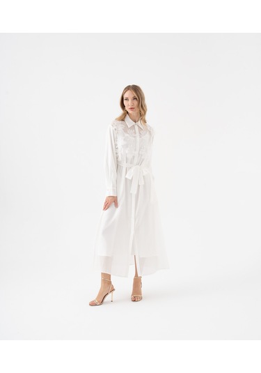 3d Çiçek Aplikeli Kuşaklı Gömlek Elbise Ekru