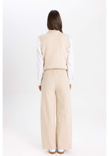 Defacto Triko Pantolon Straight Fit Geniş Bol Paça C2088AX24SPBG662 Bej