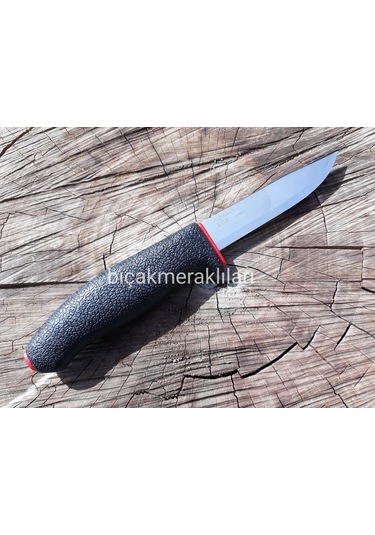 Morakniv 711 İsveç Kamp Bıçak Karbon Çelik Siyah