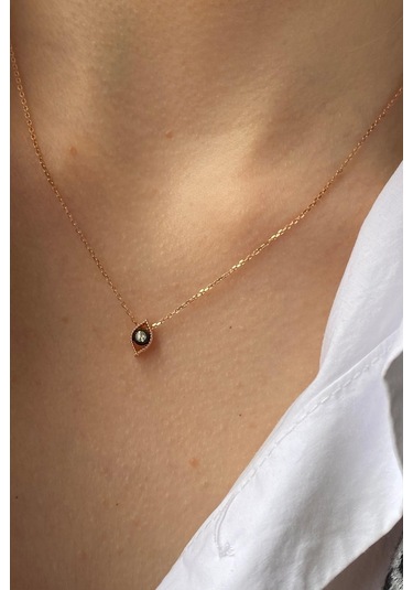 Zümrüt Sarraf 8 Ayar Altın 0.03 Ct Tek Göz Elmas Kolye