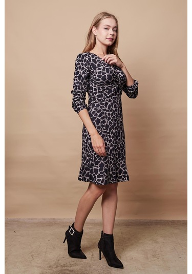 Kadın Hafif Likralı Yumuşak Dokulu Kumaş V Yaka Önü Düğümlü Eteği Volanlı Uzun Kol Diz Boy Elbise-lacivert Desen Lacivert D.