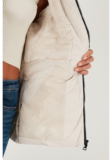 Lela Kapitoneli Slim Fit Çıkarılabilir Kapüşonlu Bayan Mont 497Mara Taş