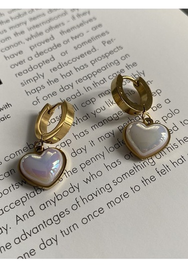 Vintage Kalp Sallantılı Çelik Kararmaz Gold Kaplama Küpe Çifti