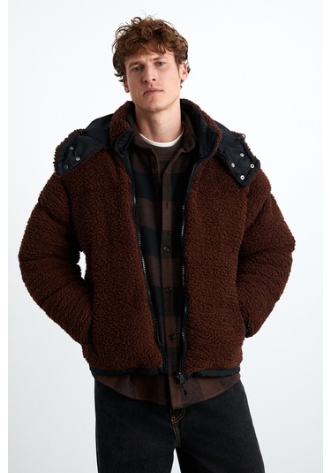 Vancuover Erkek Peluş Kumaşlı Çok Kalın Şişme Dış Giyim Casual Kahverengi Mont