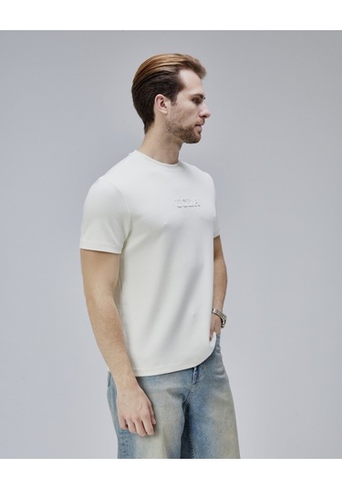 Canary Kemik Rengi Bisiklet Yaka Gofre Baskılı Modal Kumaş Standard Fit Erkek Tshirt Kemik Rengi