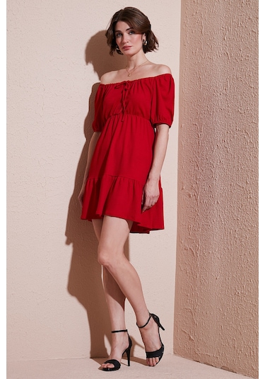 Lela Önü Büzgülü Balon Kollu Mini Bayan Elbise 5869005 Kırmızı Lela Önü Büzgülü Balon Kollu Mini Bayan Elbise 5869005 Kırmızı