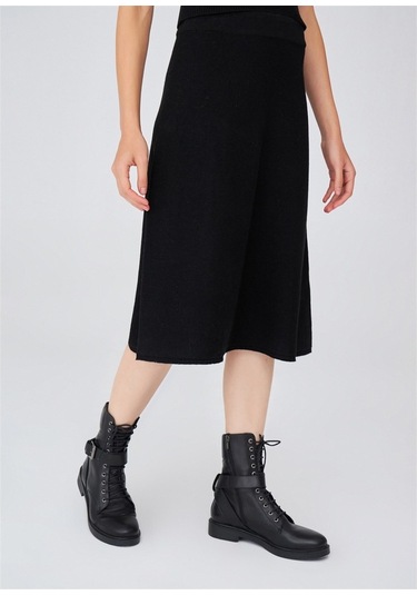 Peraluna Kloş Kesim Kaşmir Karışım Diz Altı Triko Etek Siyah Siyah