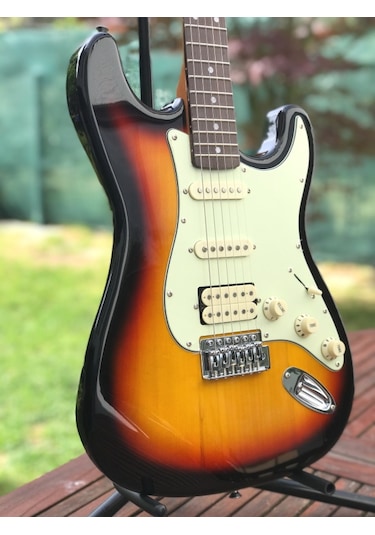 Kozmos Kst-62Hss-Grwn 62 Stratocaster Hss 3Ts - 3 Ton Sunburst El