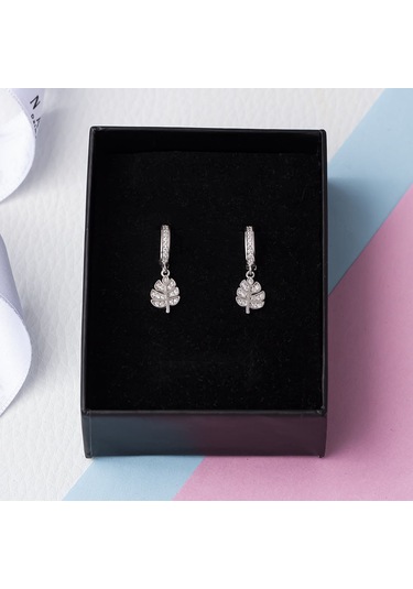 Yaprak Model Zirkon Taşlı 925 Ayar Gümüş Kadın Küpe Gümüş