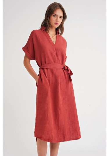 4720 Kadın Pile Detaylı Bağlamalı V Yaka Müslin Elbise Kiremit Kiremit