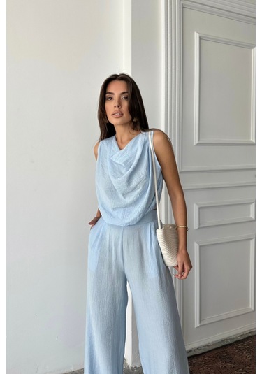 Munn Collection Degaje Yaka Kolsuz Bluz - Pantolon Takım - Mavi Mavi
