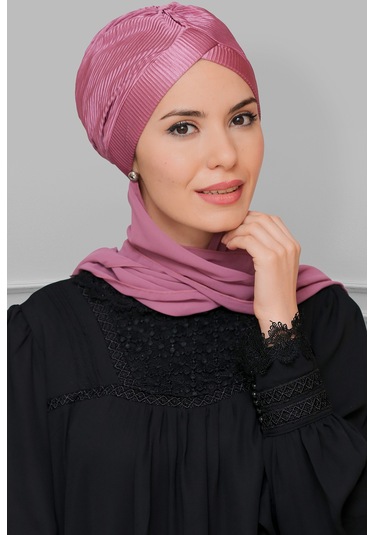 Gül K. Pratik Hazır Geçmeli Tesettür Bone Fukuro Piliseli Tek Çapraz Büzgülü Şifon Atkılı 1824a 18 Gül K.