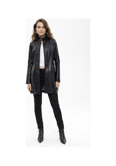 Care Siyah Düğmeli Dar Fit Kesim Astarlı Kısa Hakiki Kadın Deri Kaban-siyah Siyah