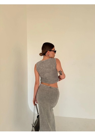 Uzun Etekli Önü Düğmeli Badi İkili Takım- Gri Çok Renkli