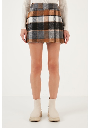 Lela Pamuk Karışımlı Regular Fit Kışlık Bayan Şort Etek 61100015 Antrasit Lela Pamuk Karışımlı Regular Fit Kışlık Bayan Şort Etek 61100015 Antrasit